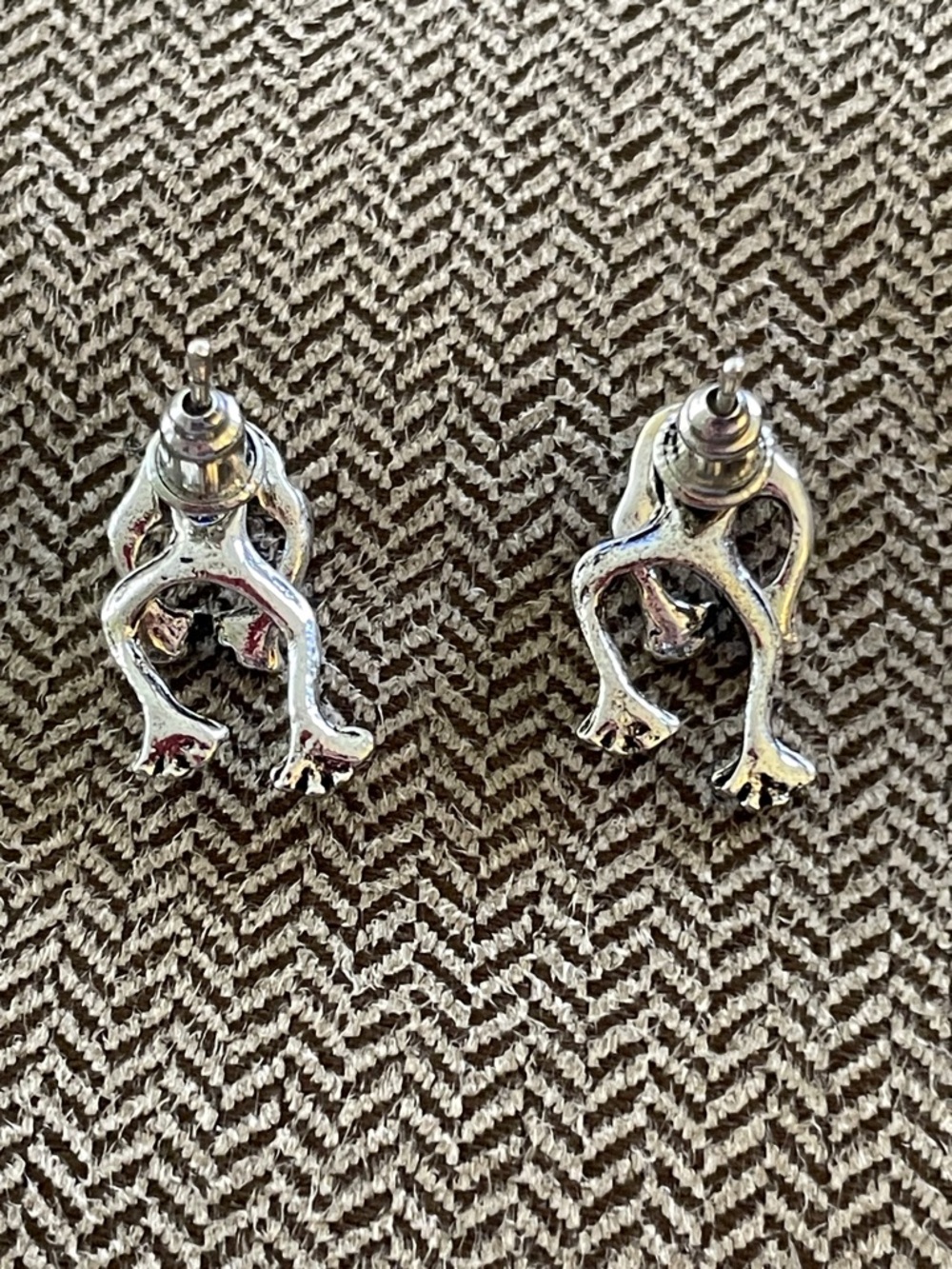 Frog Earrings - Picture 3 of 7